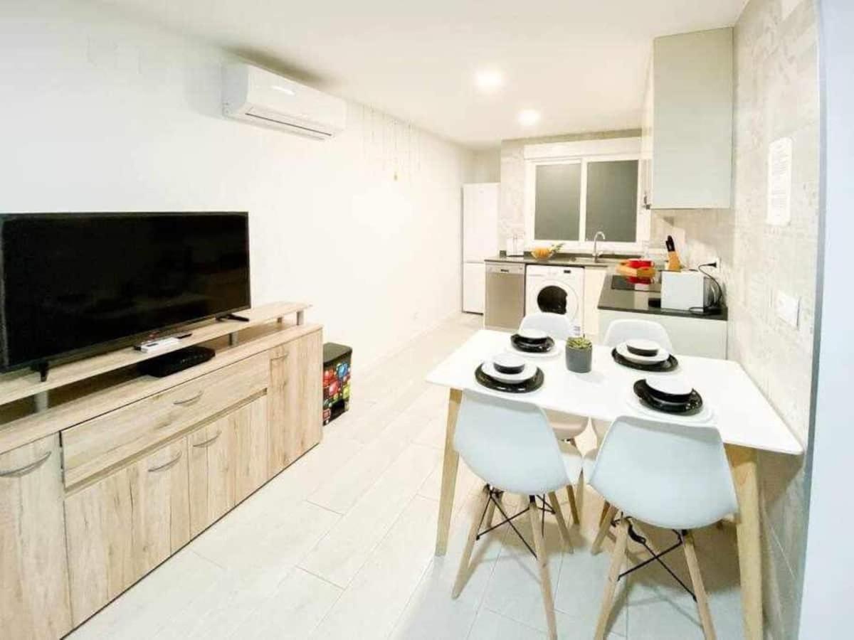Apartment In Alicante Downtown/El Postiguet Beach ภายนอก รูปภาพ