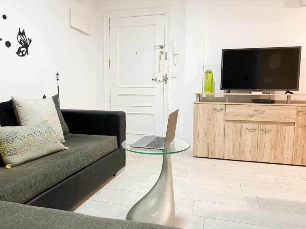 Apartment In Alicante Downtown/El Postiguet Beach ภายนอก รูปภาพ